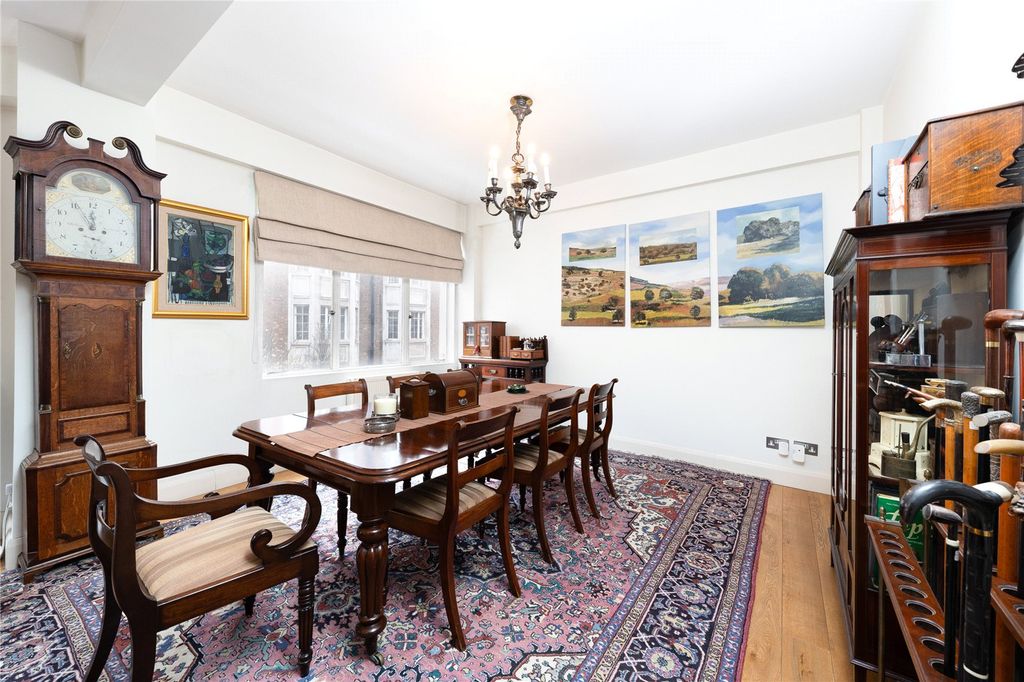 Property photo 3 of 9 Picture No. 06