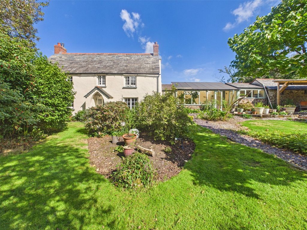Property photo 1 of 37 Picture No. 71