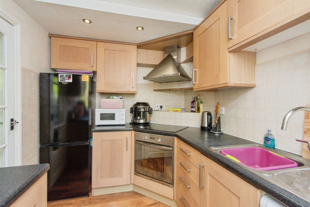 Property photo 3 of 17