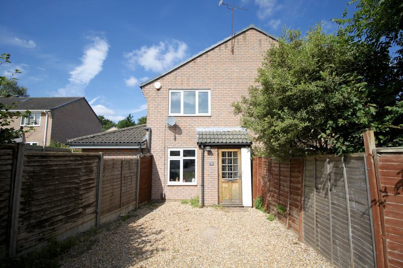 Property photo 1 of 9 Front External