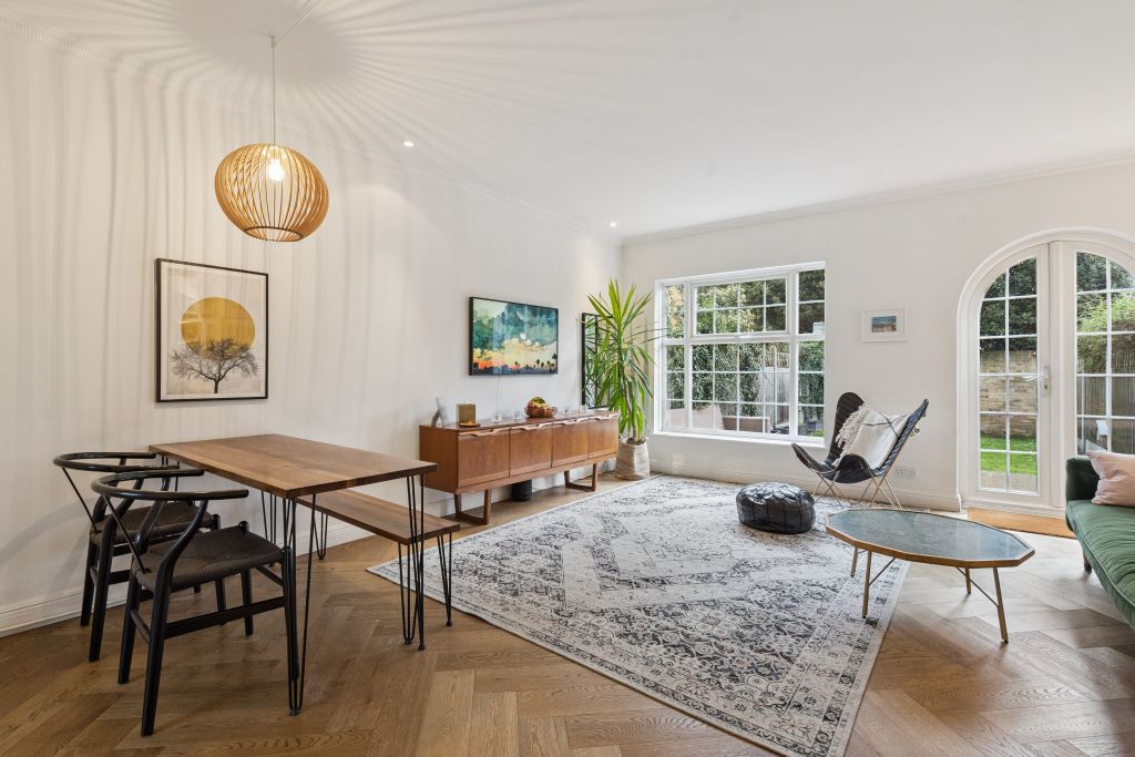 Property photo 3 of 15