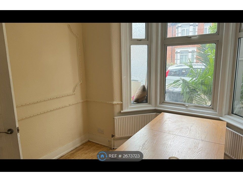 Property photo 2 of 15 Living Room