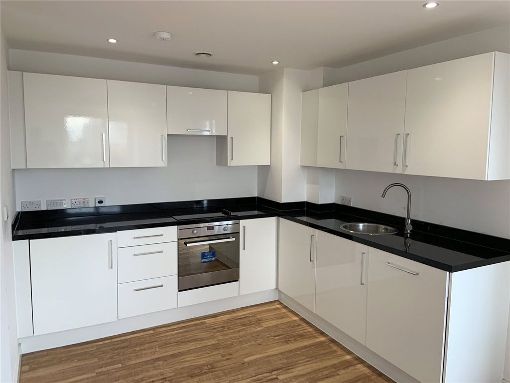 Property photo 3 of 8 Picture No. 03