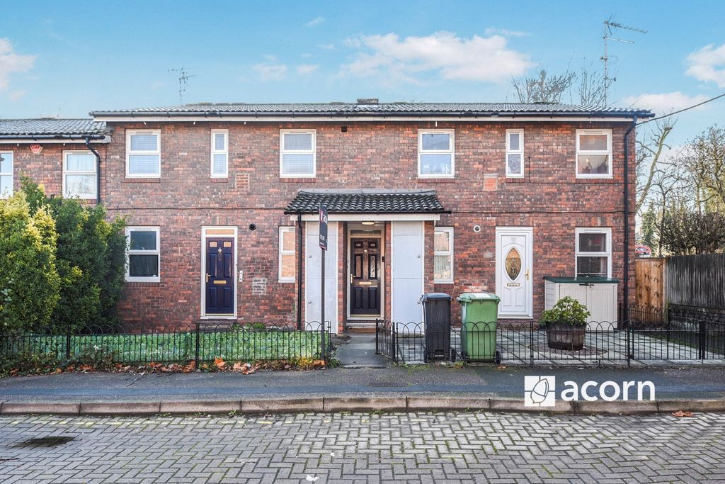 Property photo 1 of 10 External