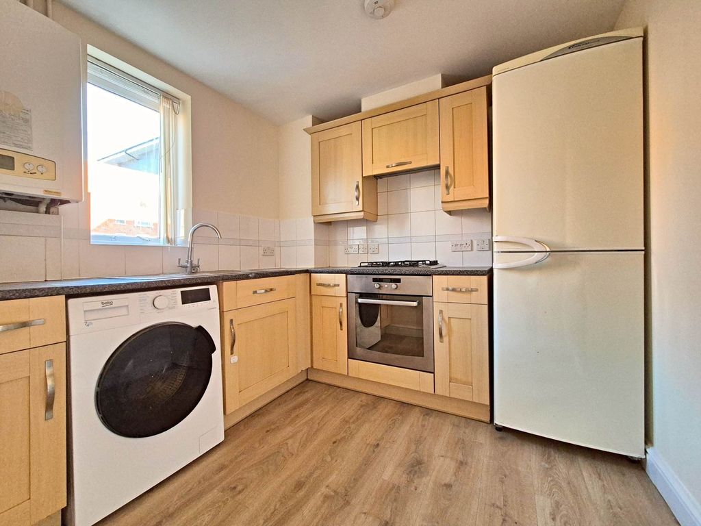 Property photo 3 of 16