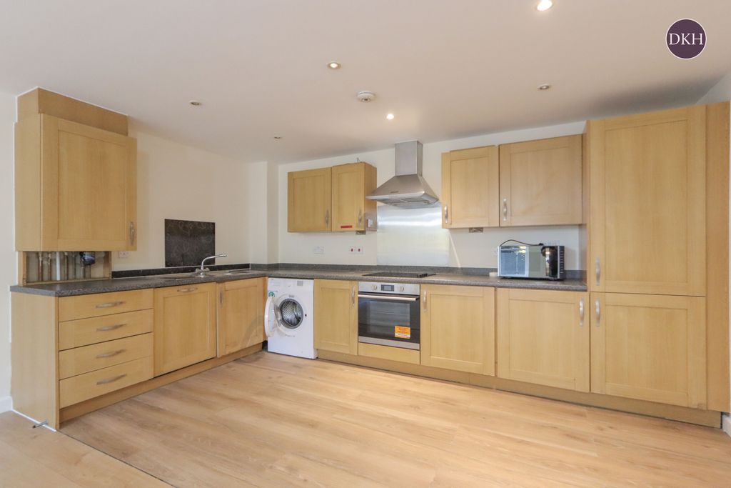 Property photo 2 of 10 Picture No. 05