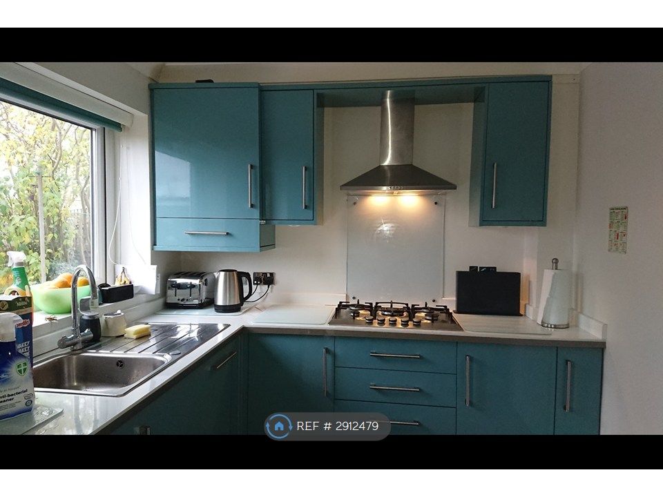 Property photo 3 of 13
