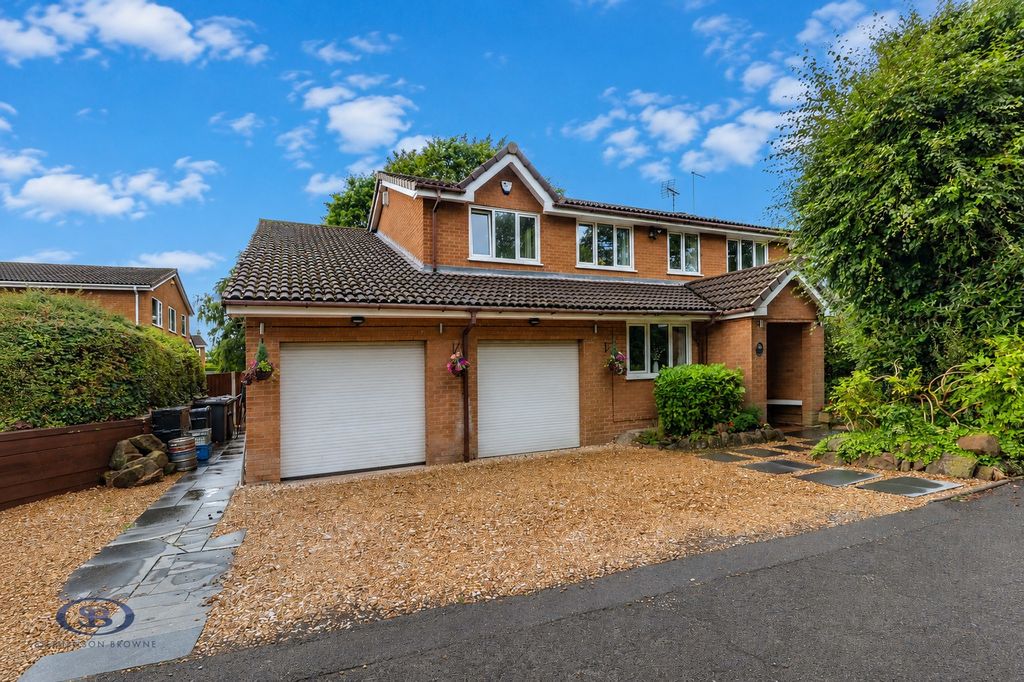 Property photo 1 of 36 Pbox-Img.Jpg