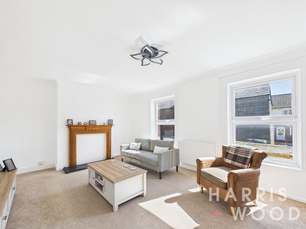 Property photo 3 of 27 5381373