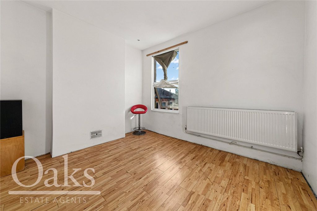 Property photo 2 of 7 Picture No. 01