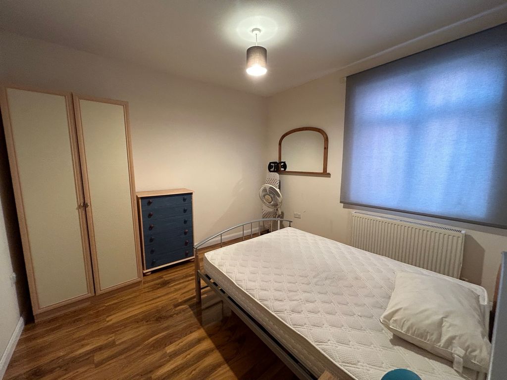 Property photo 3 of 5 Image