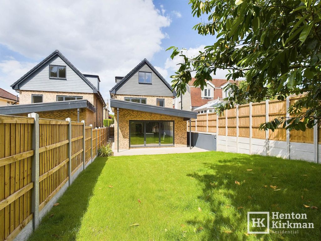 Property photo 1 of 23