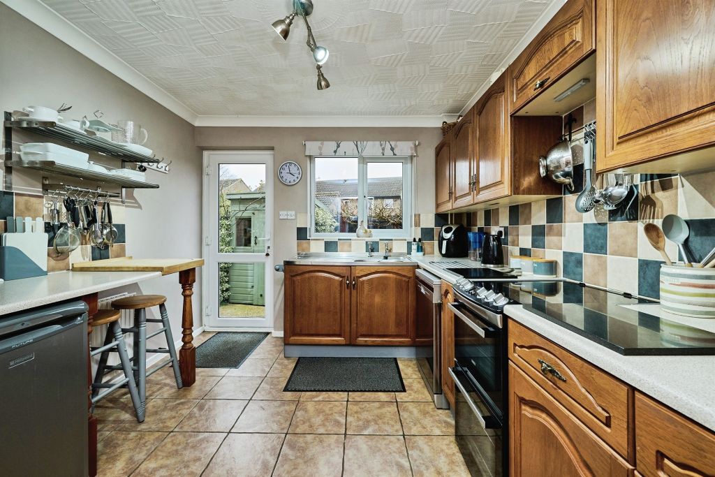 Property photo 3 of 17