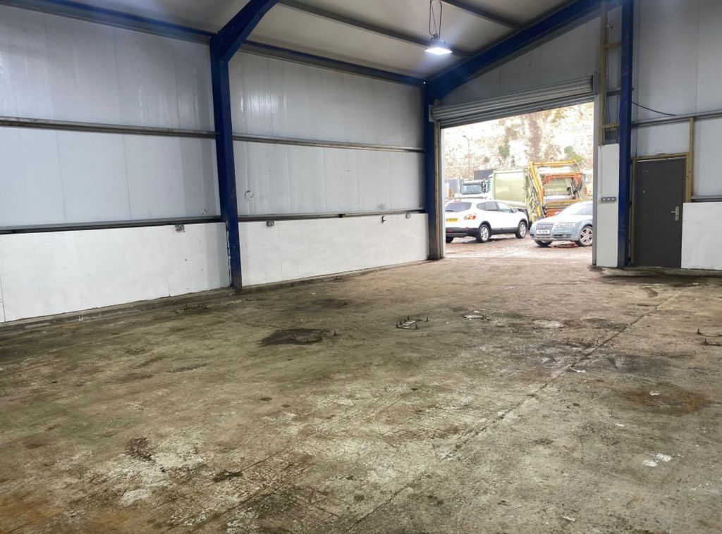 Property photo 3 of 4