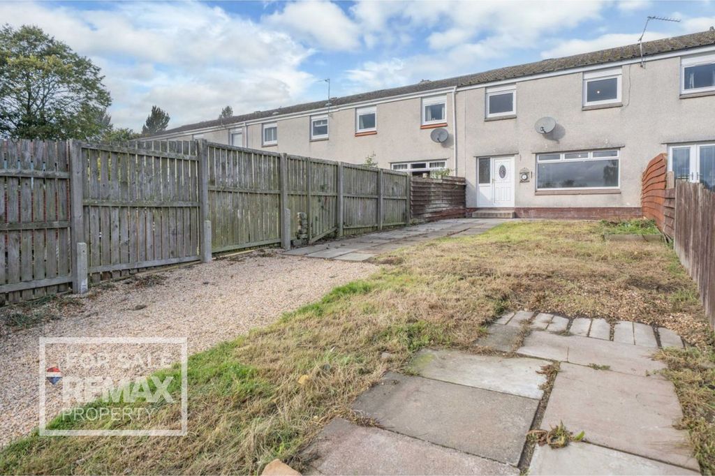 Property photo 1 of 38 Rear Garden
