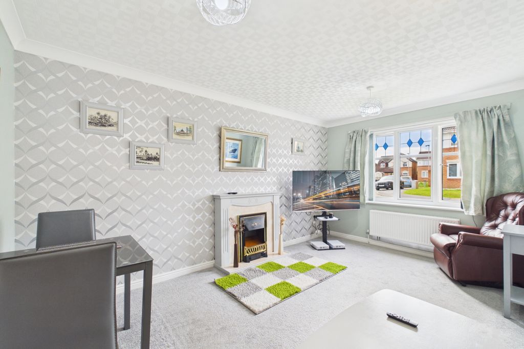 Property photo 3 of 21 Cam02279G0-Pr0085-Still006