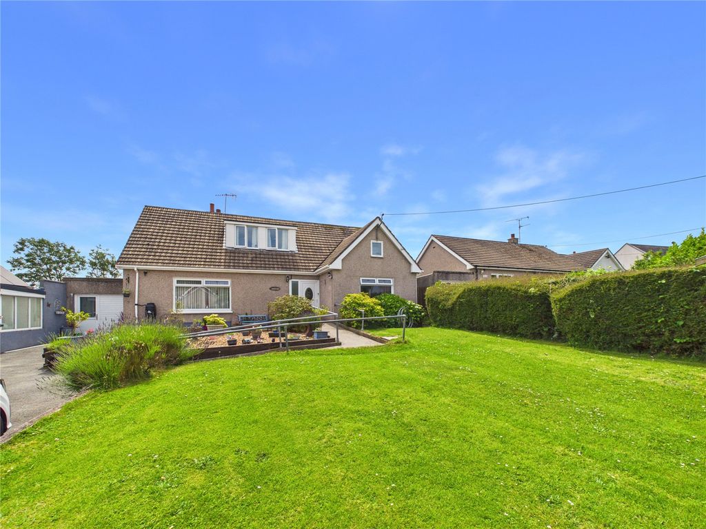 Property photo 1 of 27 Picture No. 52