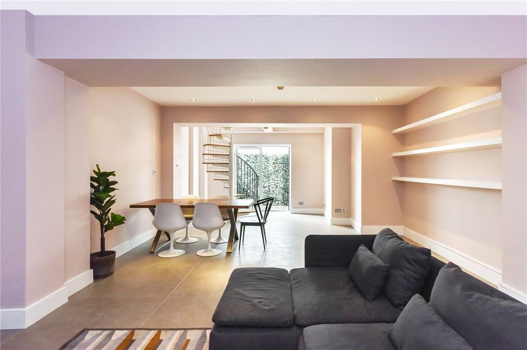 Property photo 2 of 20 Picture No. 48