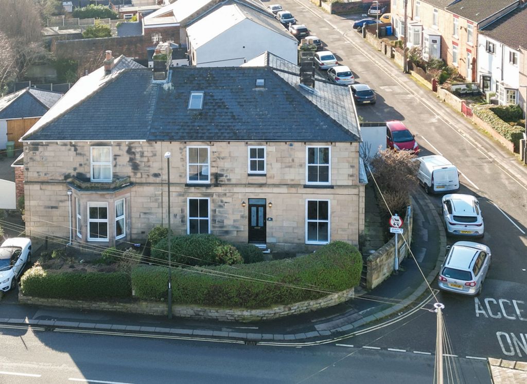 Property photo 1 of 41