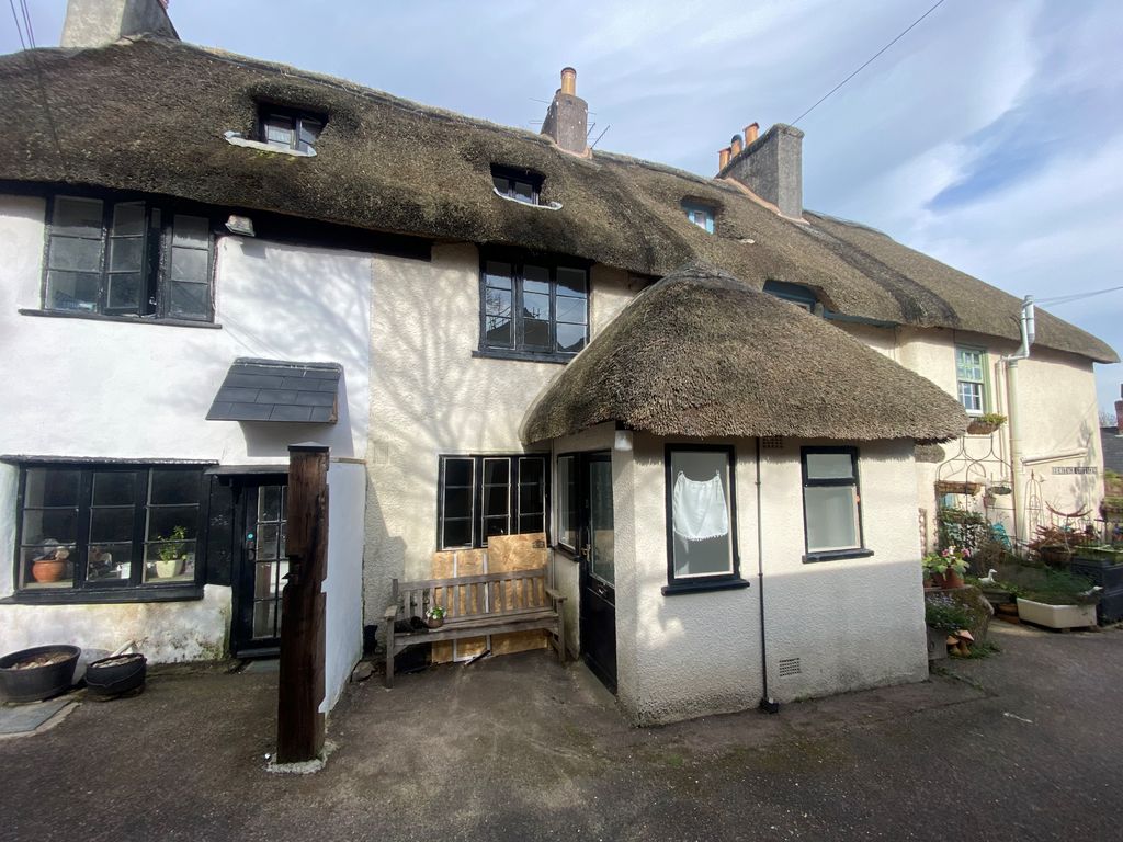 Property photo 1 of 14 Front