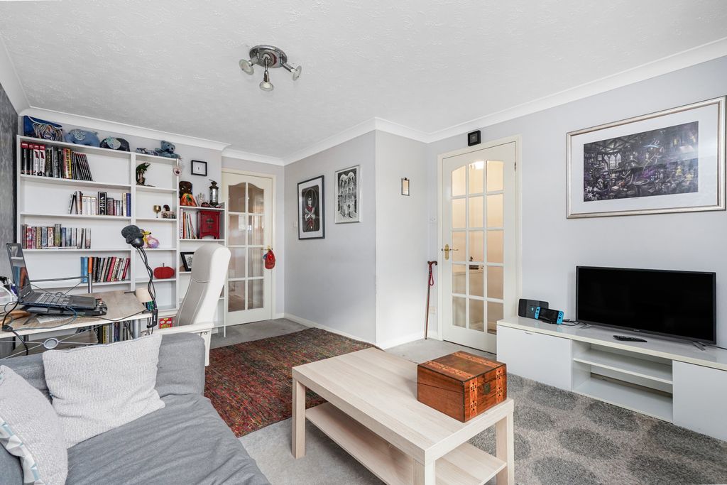 Property photo 3 of 11 Property Image 3