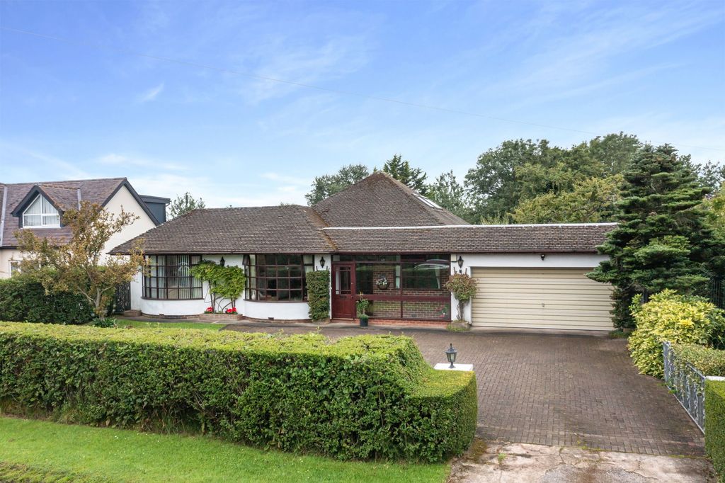 Property photo 2 of 41