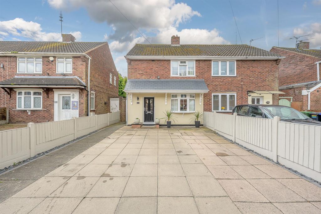 Property photo 1 of 27