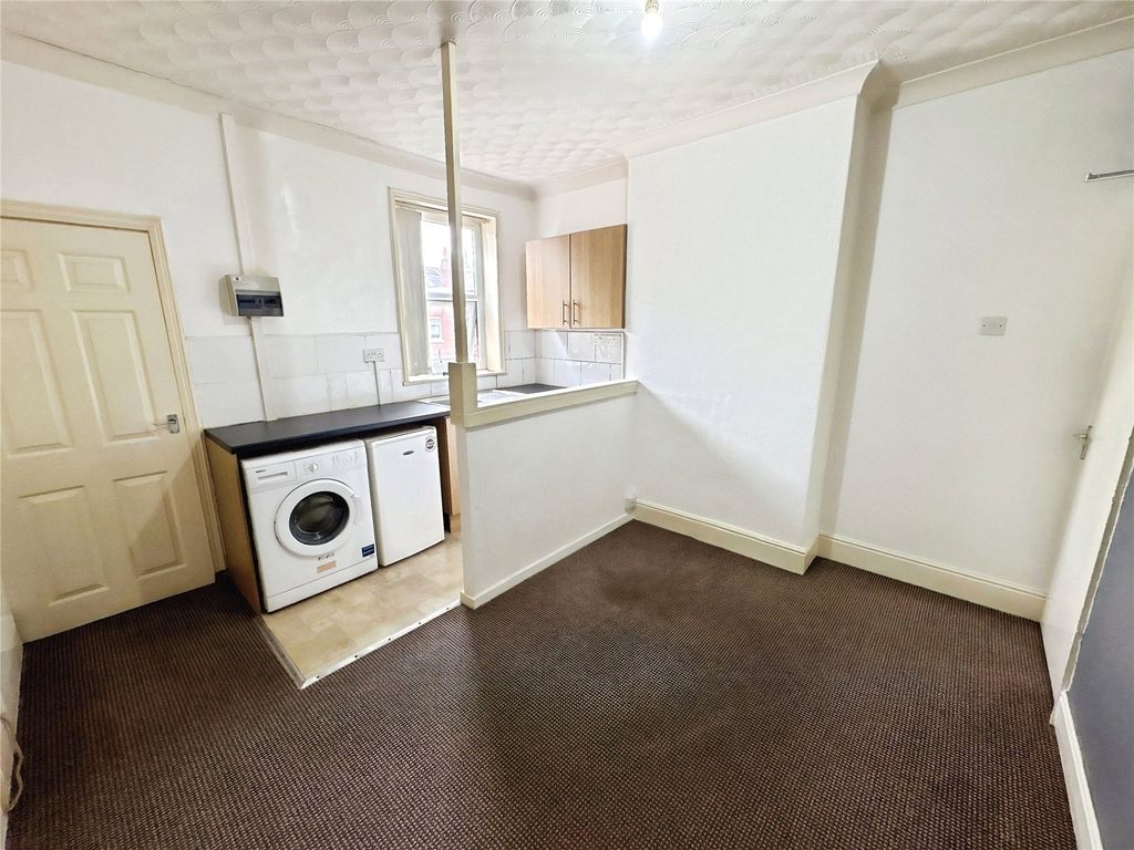 Property photo 2 of 13 Picture No. 05