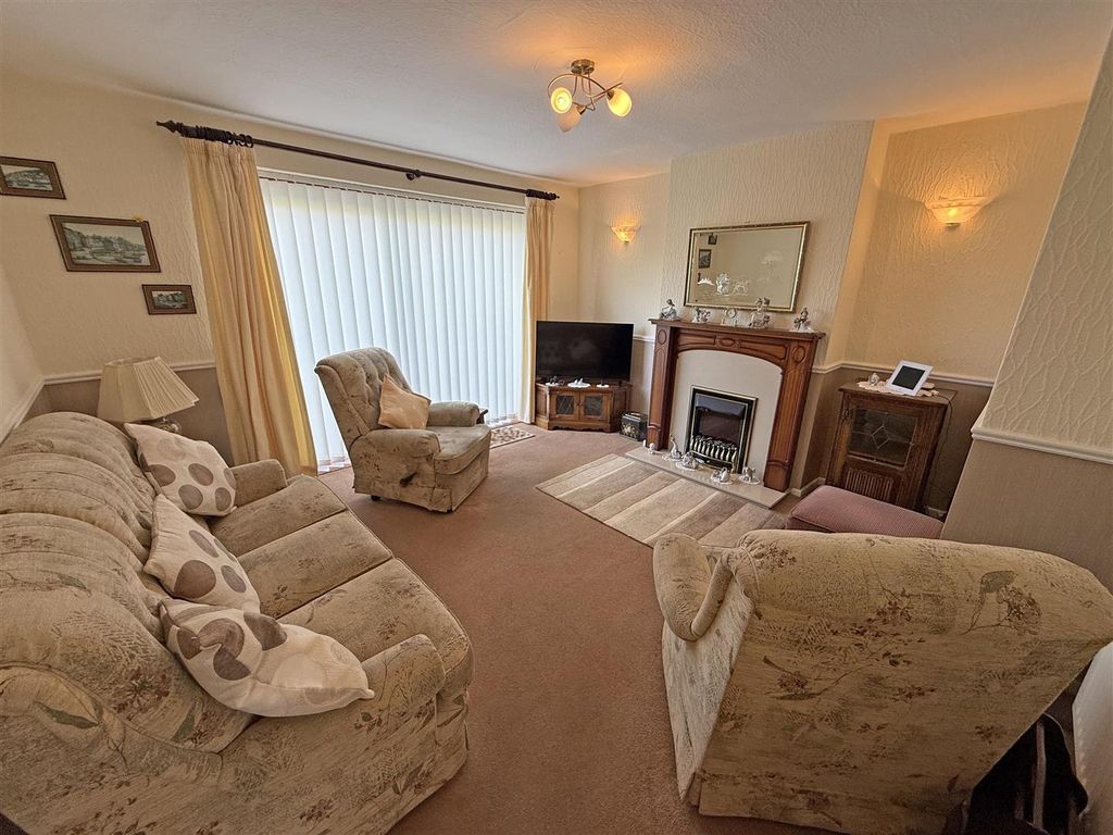 Property photo 2 of 12 Living Room.Jpg