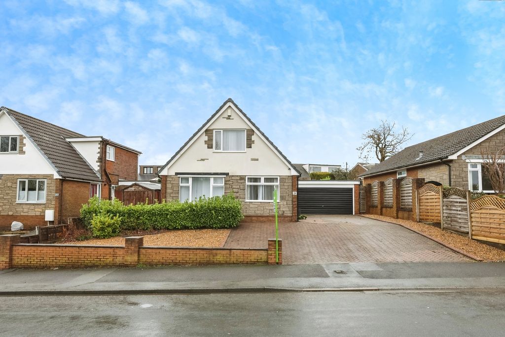 Property photo 2 of 20 Photo