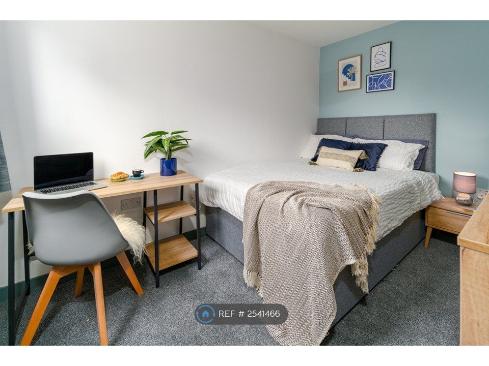 Property photo 2 of 6