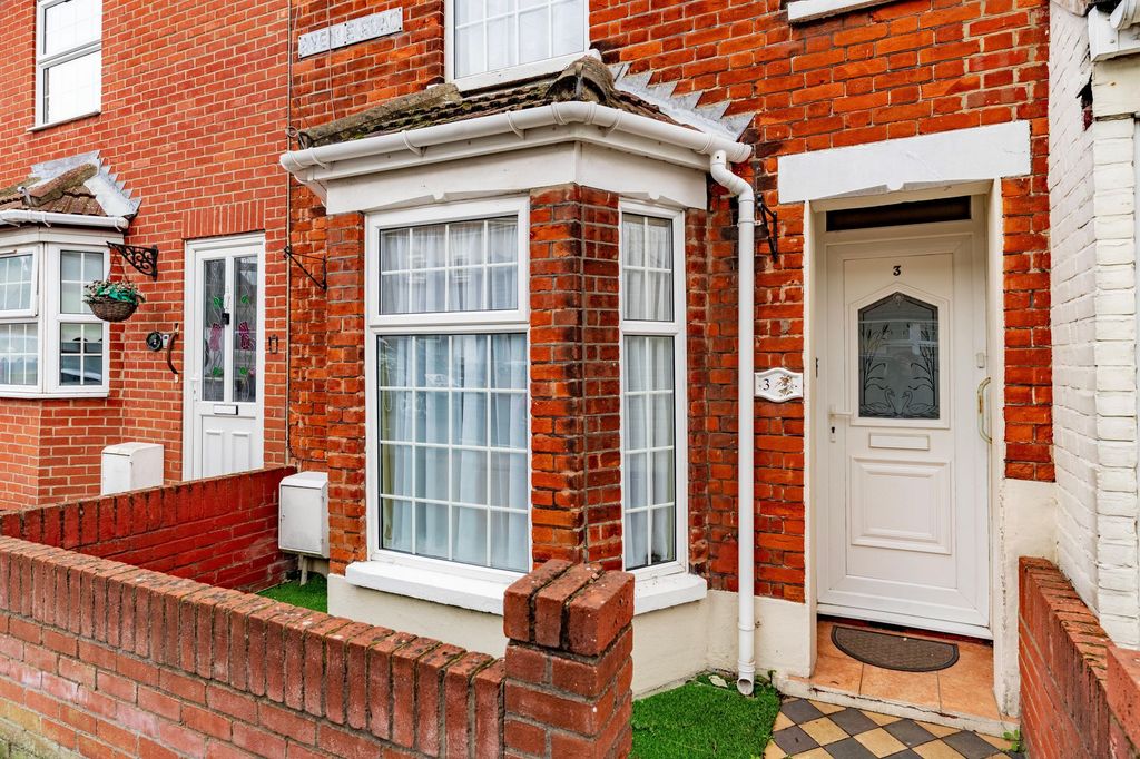 Property photo 1 of 15