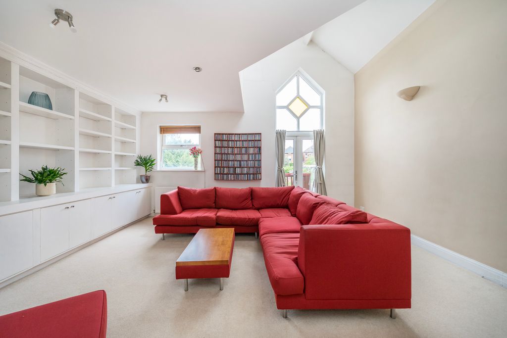 Property photo 1 of 17