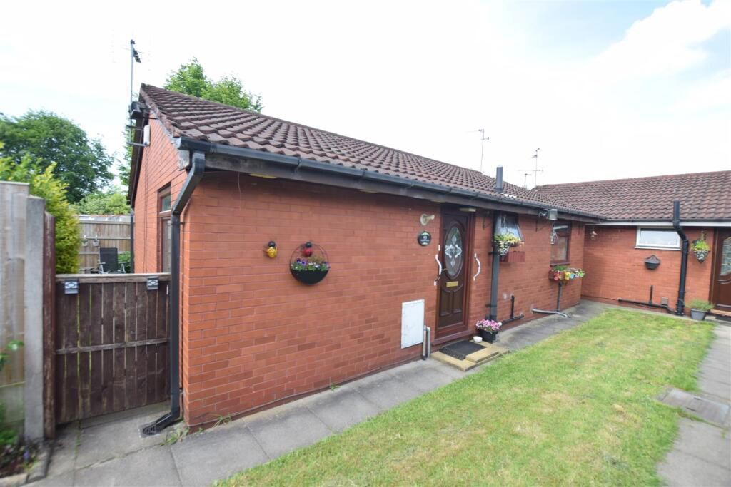 Property photo 1 of 11