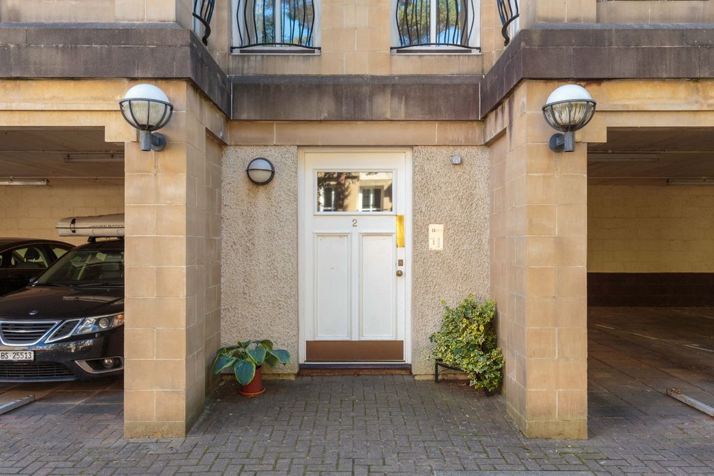 Property photo 3 of 30