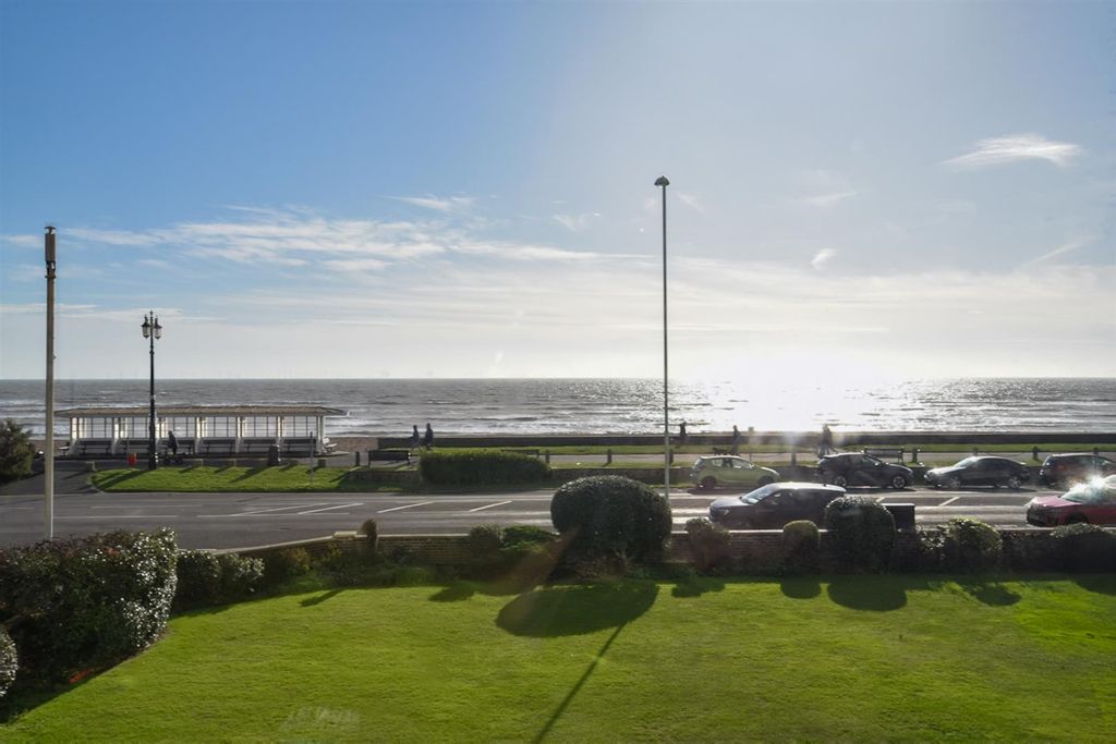 Property photo 2 of 31 For Sale By Aspire Residential | Quinta Carmen