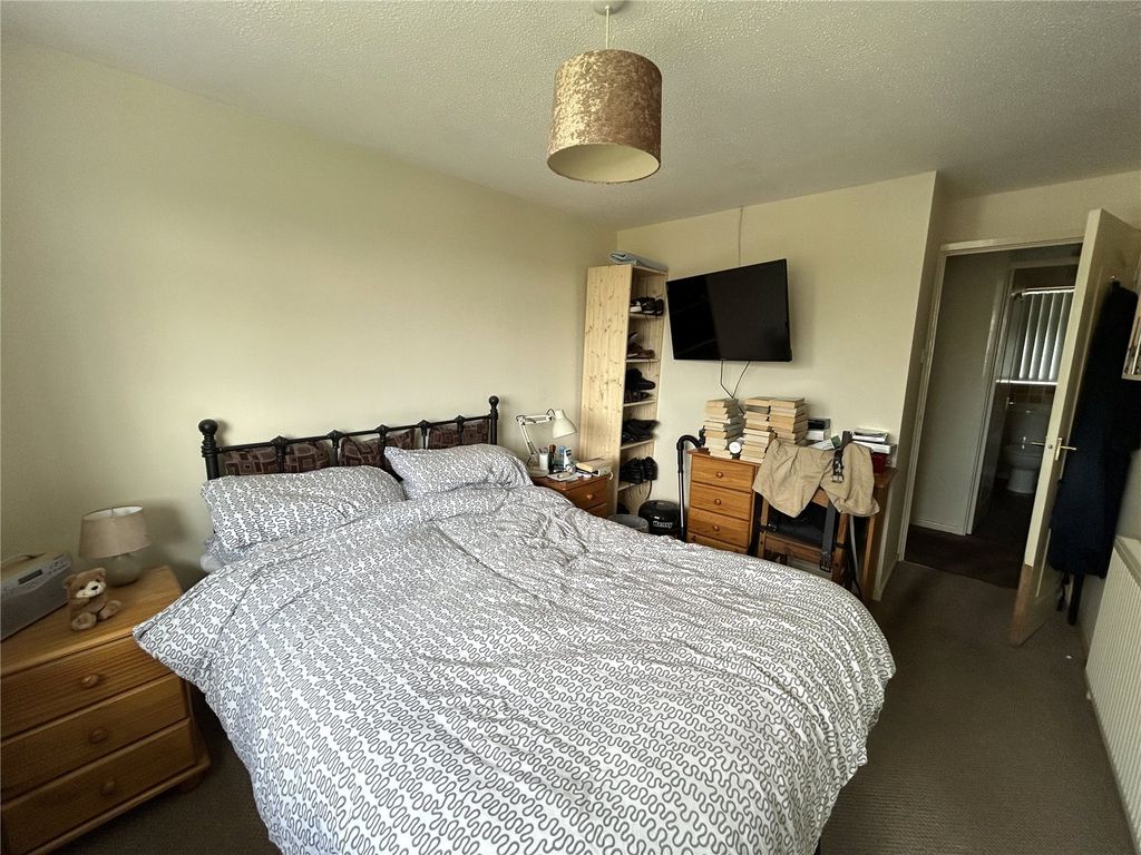 Property photo 3 of 12 Picture No. 01