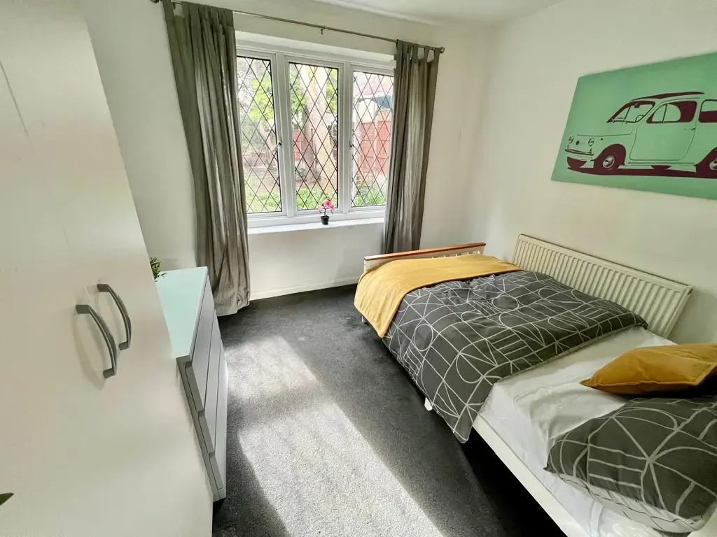 Property photo 3 of 8