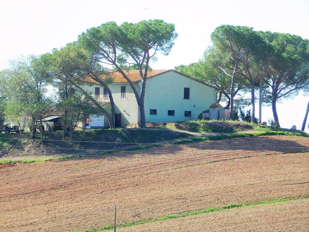 Property photo 1 of 30