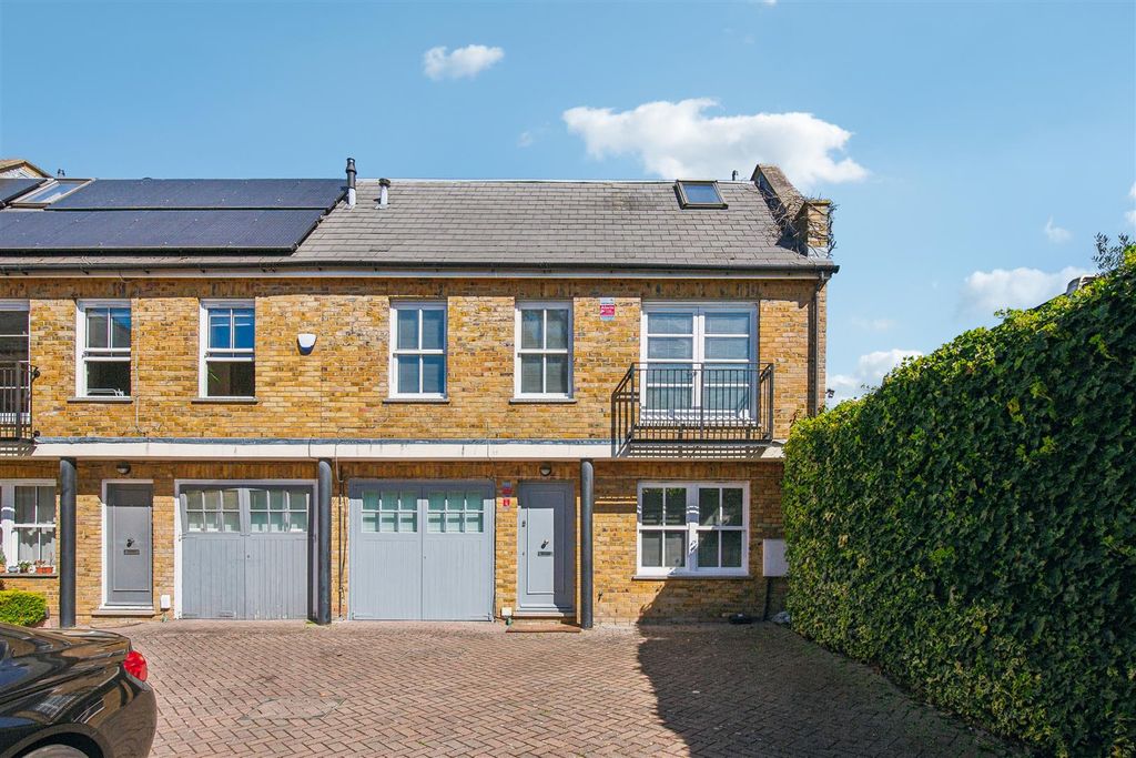 Property photo 1 of 12 Nicholas Mews, W4 - For Sale