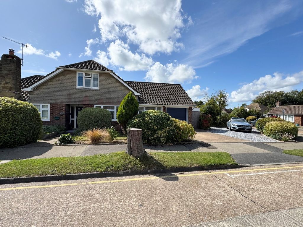 Property photo 1 of 36