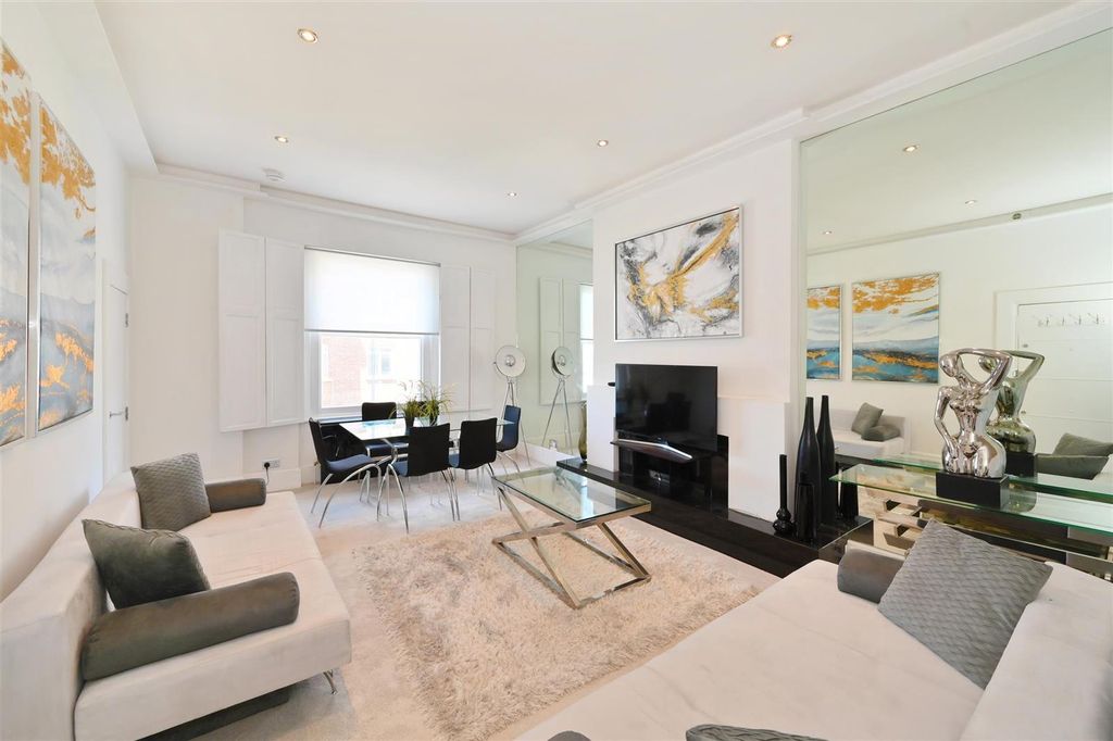 Property photo 2 of 14 Photo 1