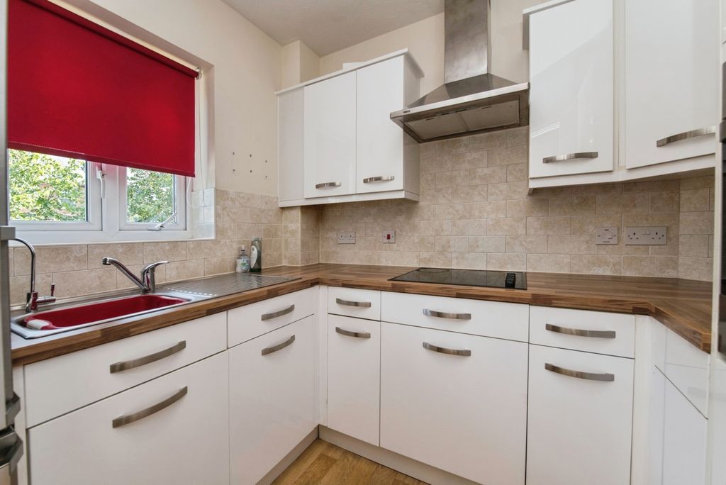 Property photo 2 of 14 Pbox-Img.Jpg