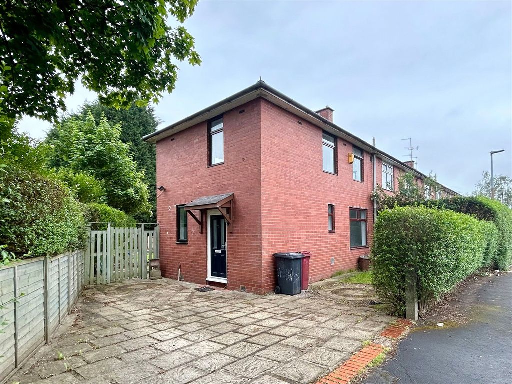 Property photo 1 of 11 External