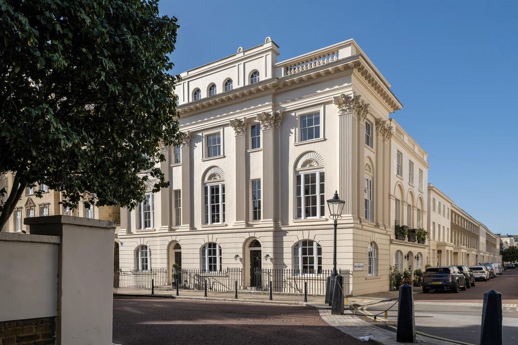 Property photo 1 of 18 7451_036.Jpg