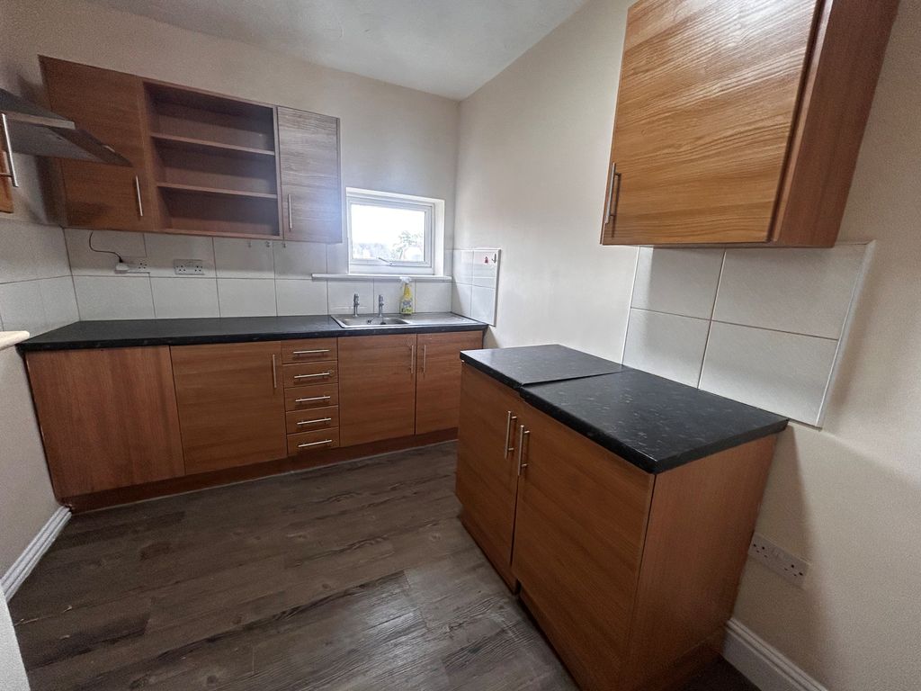 Property photo 1 of 5 Kitchen