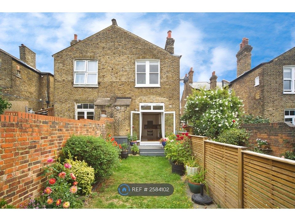 Property photo 3 of 13