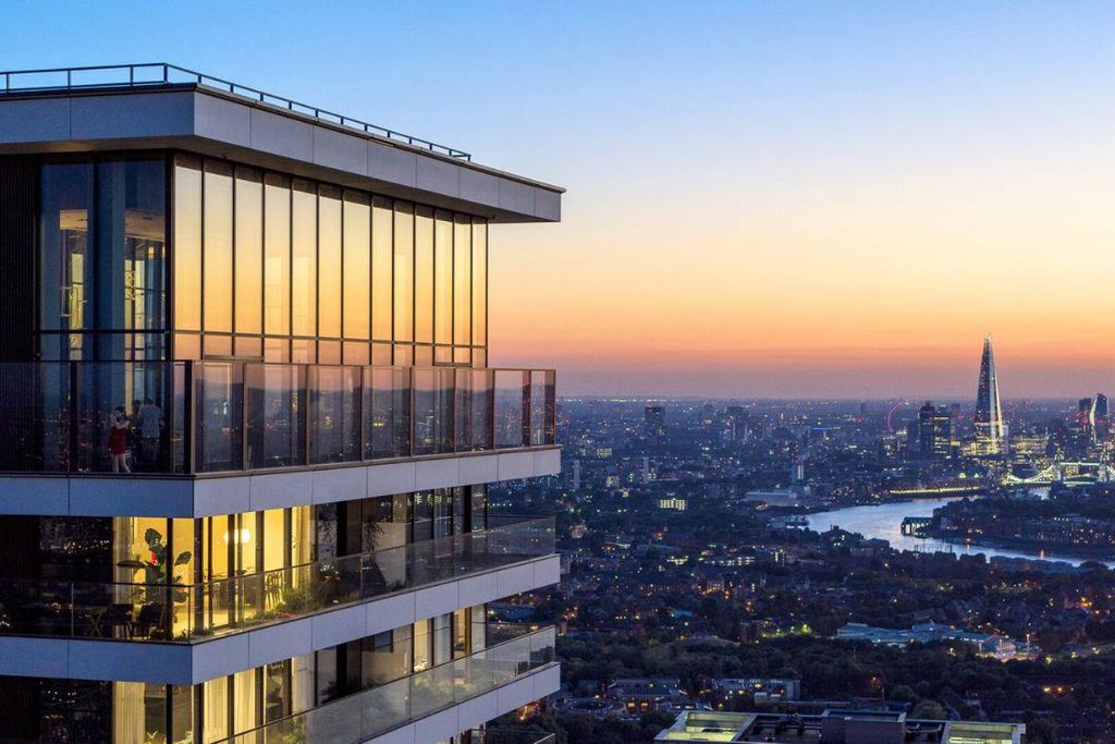 Property photo 1 of 33 Canary-Wharf-Property-Developments-Wardian-London.