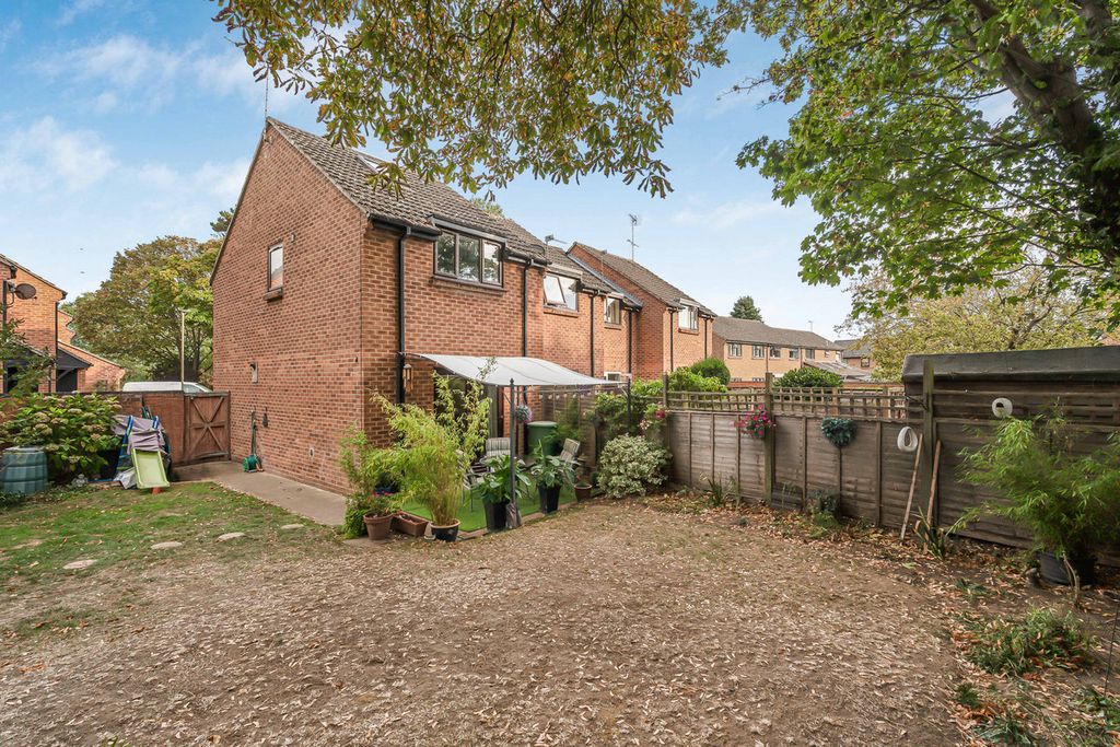 Property photo 1 of 11