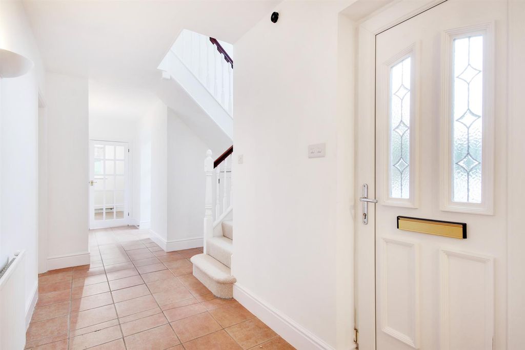 Property photo 3 of 39 62377_023.Jpg